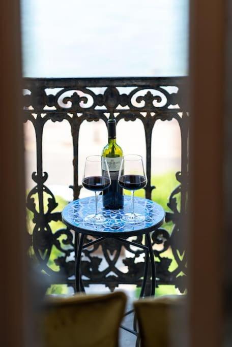 Stylish Beachfront Apartment, Sweeping Ocean Views And Luxury Touches Herne Bay Bagian luar foto